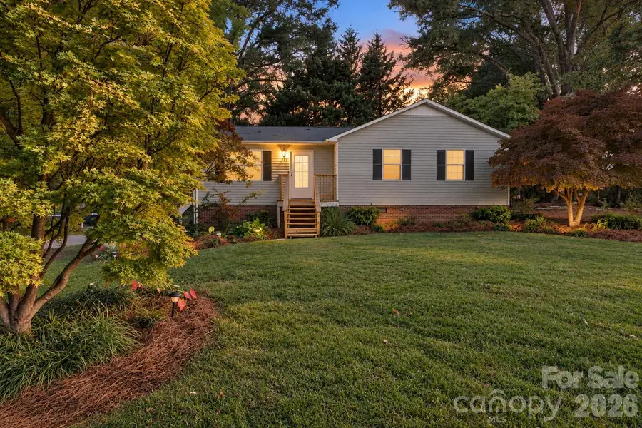 217 23rd Street Nw, Hickory, NC 28601 - #2