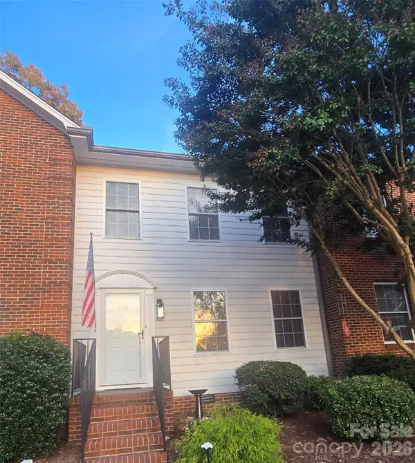 475 N Spring Avenue, Newton, NC 28658