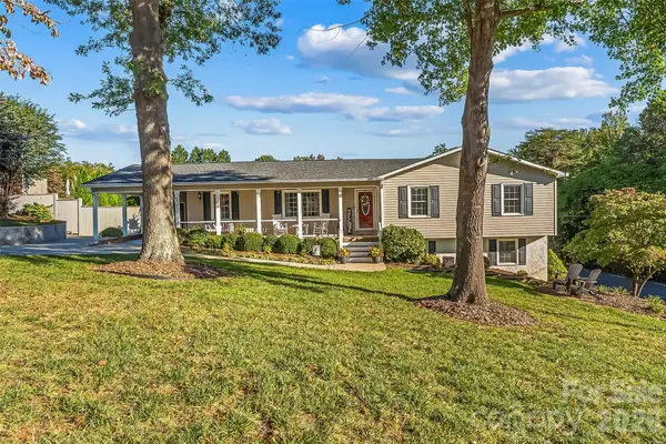 5 Clearview Street, Granite Falls, NC 28630