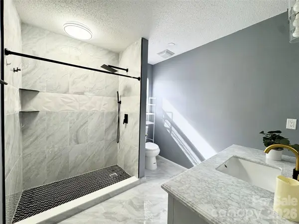 1634 Pamela Lorraine Drive, Charlotte, NC 28213