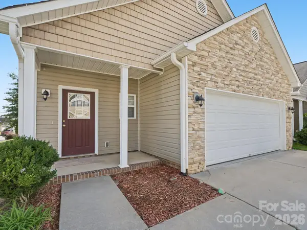 15 Chowan Drive, Fletcher, NC 28732