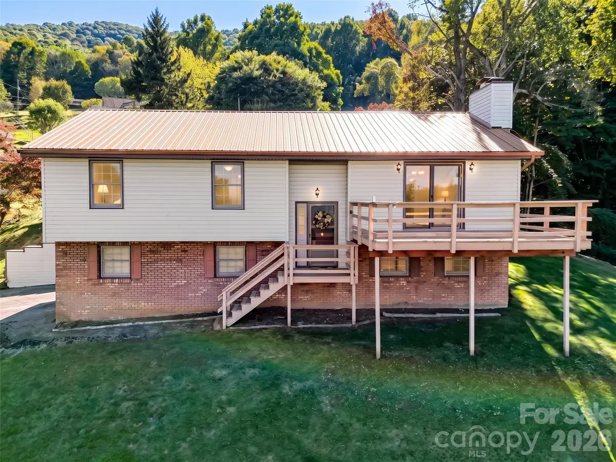 110 Atari Road, Waynesville, NC 28786 - #1