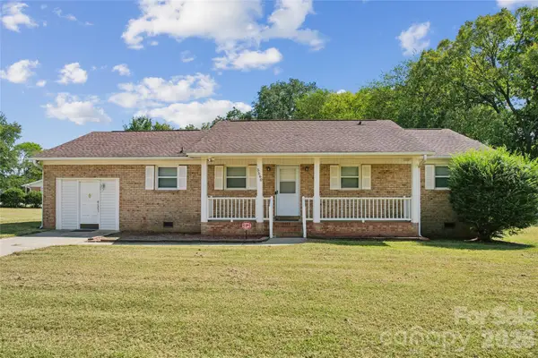 5560 Roberta Road, Harrisburg, NC 28075