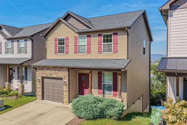 623 Cardwell Lane, Fletcher, NC 28732
