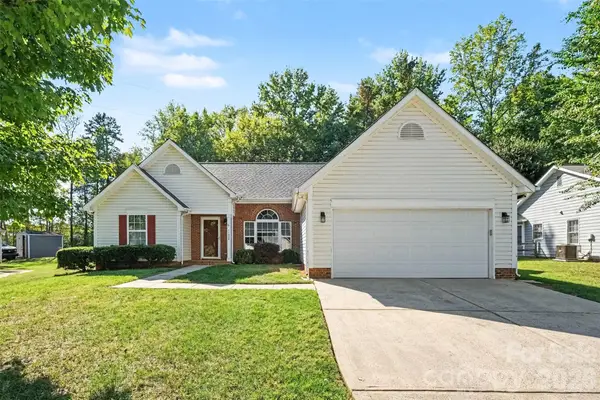 11609 Long Forest Drive, Charlotte, NC 28269