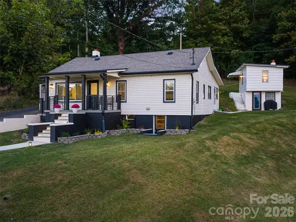 24 Blessing Way, Burnsville, NC 28714
