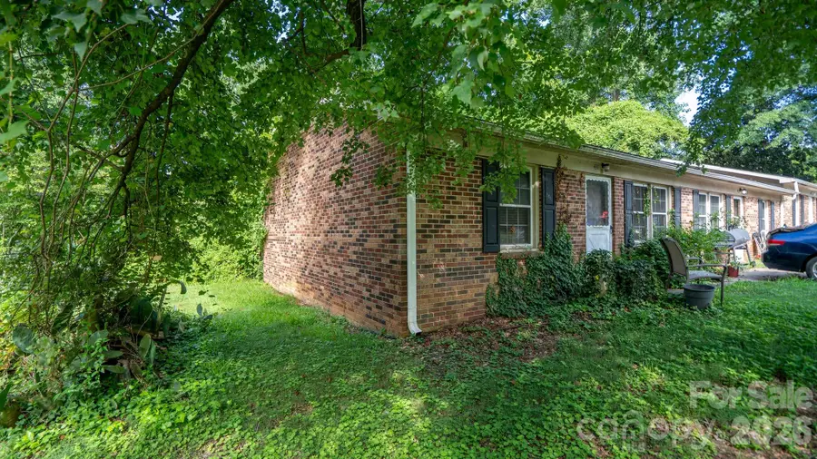 423 N Carpenter Street, Gastonia, NC 28054 - #2