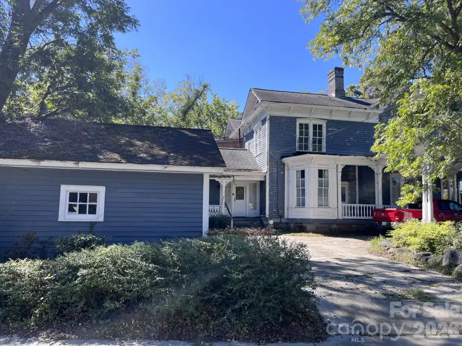 121 York Street, Chester, SC 29706 - #3
