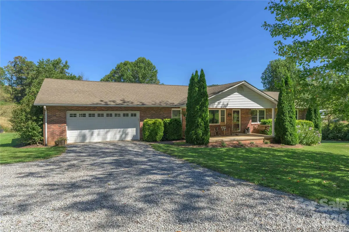 1341 Pigeon Street, Waynesville, NC 28786 - #1