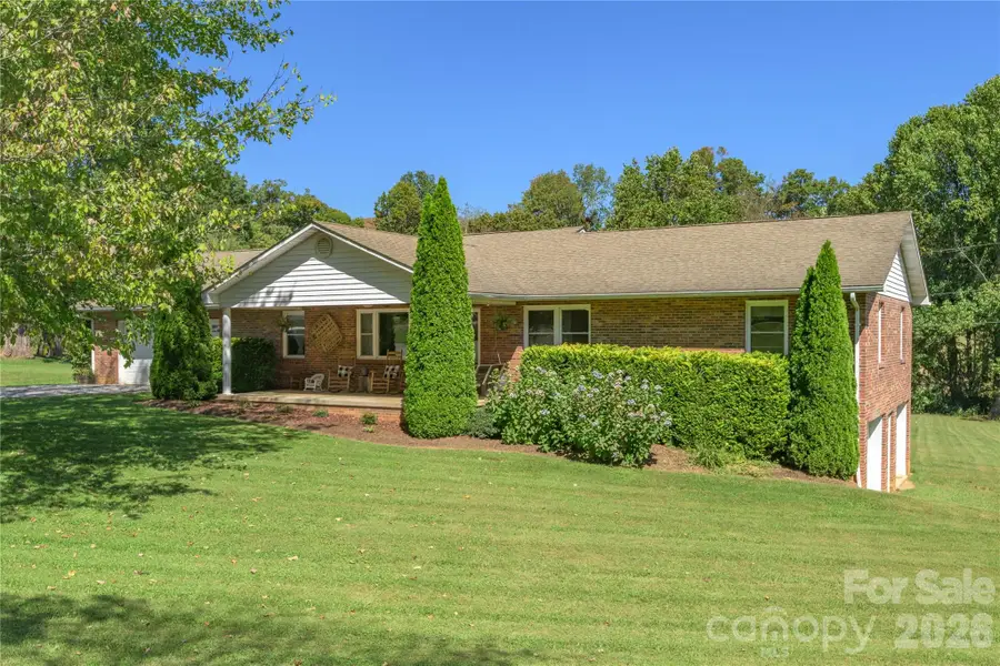 1341 Pigeon Street, Waynesville, NC 28786 - #2
