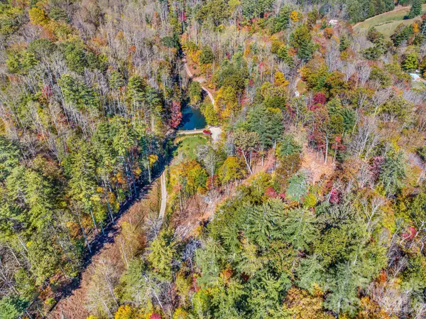148 Fish Pond Lane, Burnsville, NC 28714