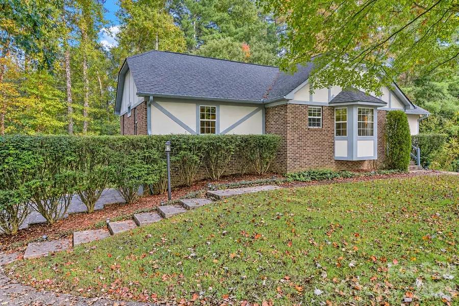 3111 Essex Path, Hendersonville, NC 28791 - #3