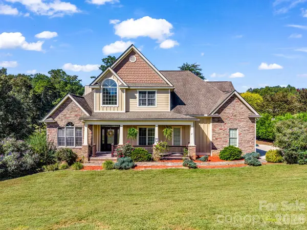 61 Mountain Shadows Drive, Leicester, NC 28748