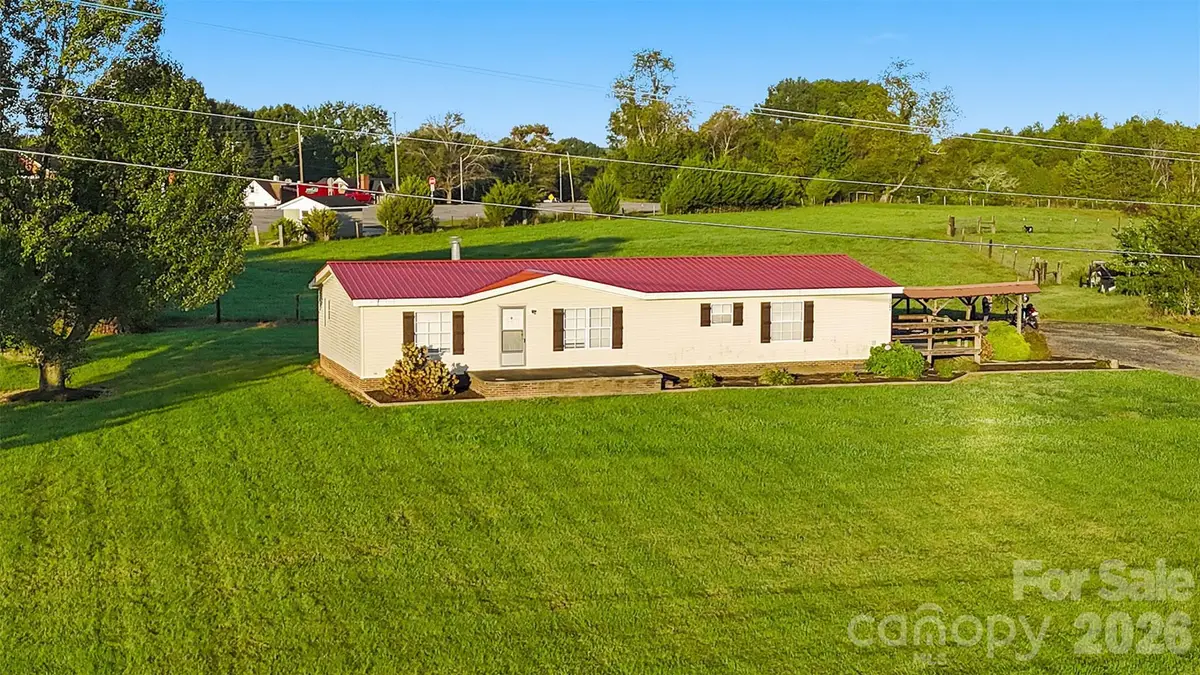 127 White Plains Road, Hiddenite, NC 28636 - #1