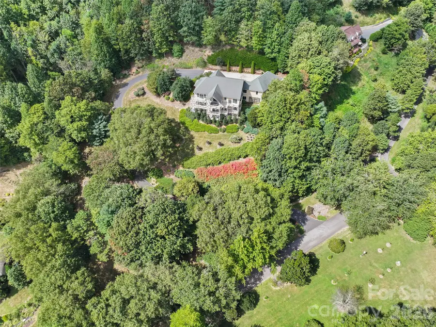 228 Inverness Drive, Waynesville, NC 28785 - #2