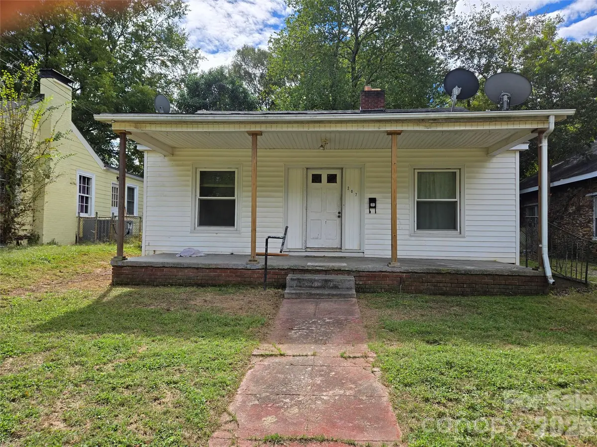 207 W Washington Avenue, Bessemer City, NC 28016 - #1