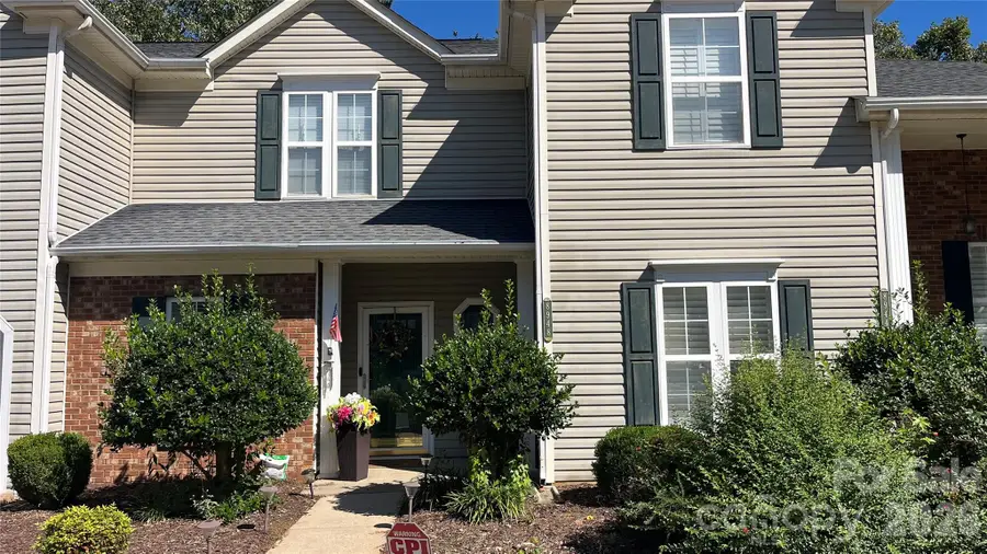 8948 Cinnabay Drive, Charlotte, NC 28216 - #2