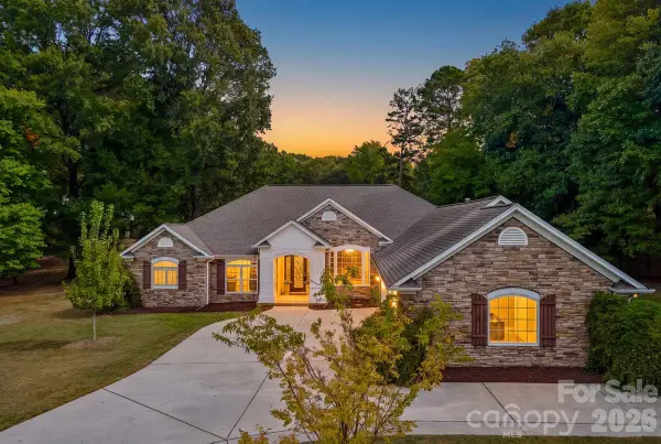 5329 Kuykendall Road, Charlotte, NC 28270