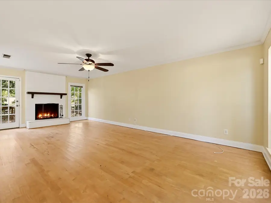 8614 Golf Ridge Drive, Charlotte, NC 28277 - #3