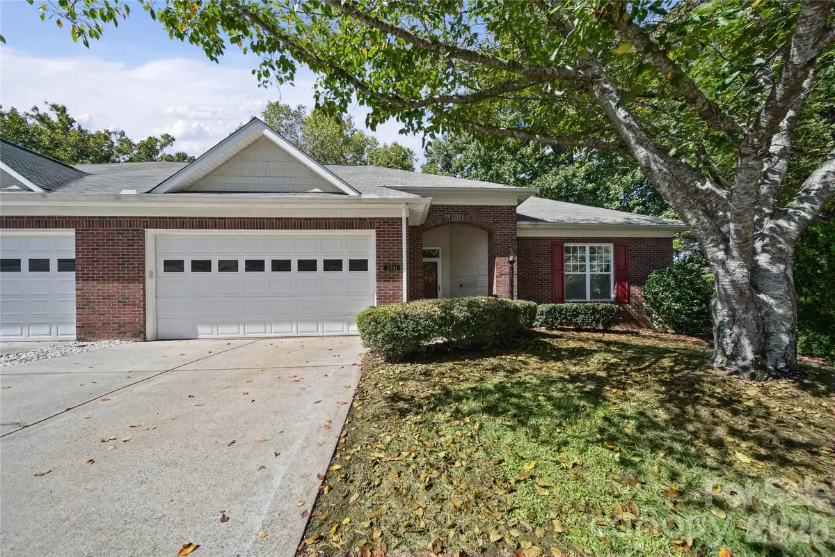 3741 Oak View Court, Matthews, NC 28105 - #1