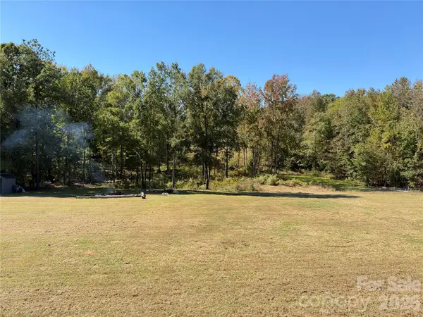 13490 Mullis Road, Midland, NC 28107