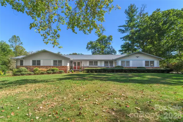 791 Crooked Creek Road, Hendersonville, NC 28739