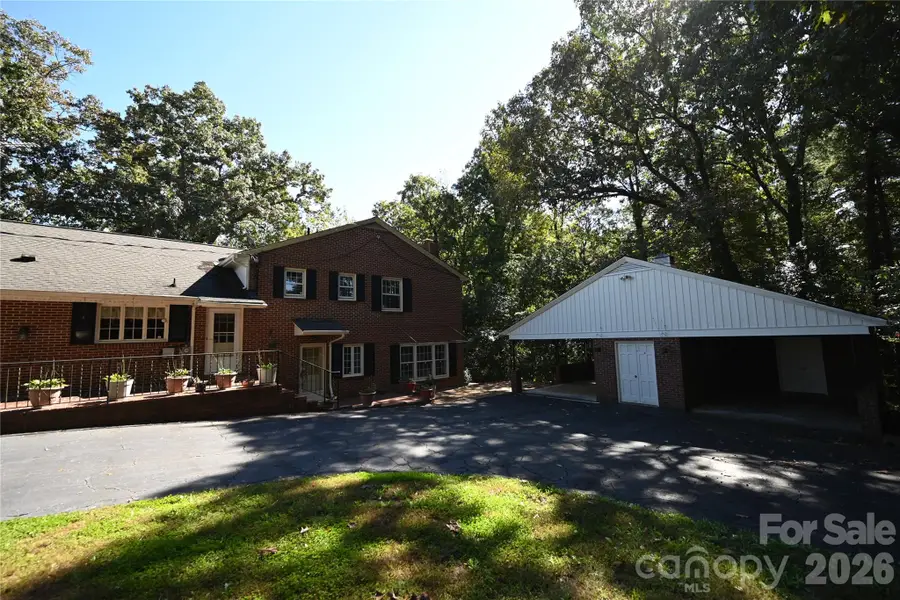 1308 Laurel Street Ne, Valdese, NC 28690 - #3