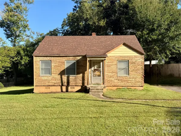 216 W 9th Street, Newton, NC 28658