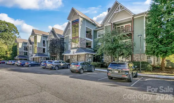 1000 Olde Eastwood Village Boulevard #201, Asheville, NC 28803