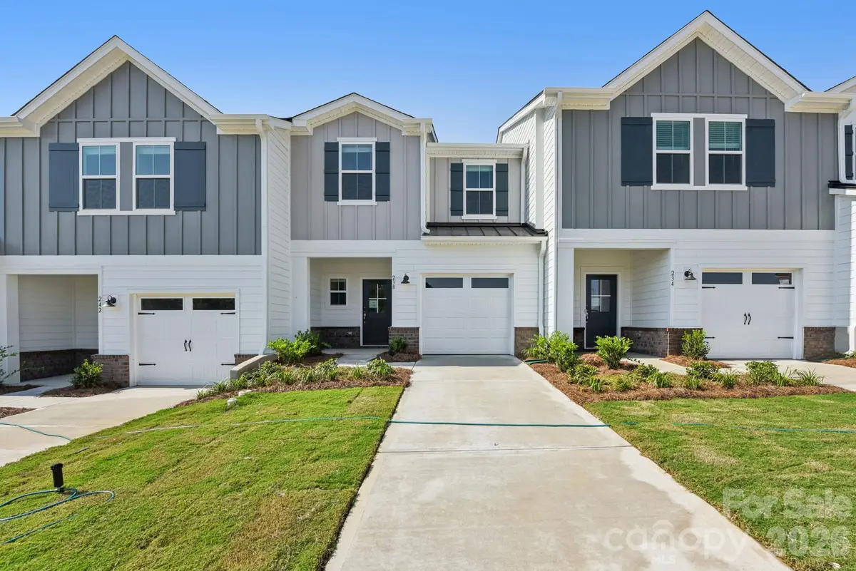 8009 Hidden Springs Trail, Charlotte, NC 28216 - #1