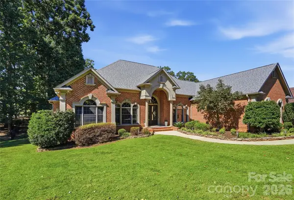 2469 Stoneview Court, Denver, NC 28037