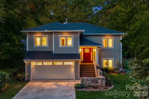 21 Lake Avenue, Black Mountain, NC 28711