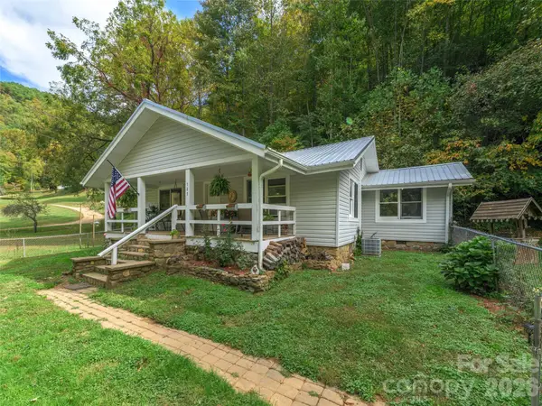 589 Little East Fork Road, Canton, NC 28716
