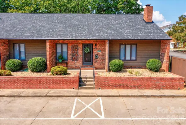 301 Pinkney Street #1, Shelby, NC 28150