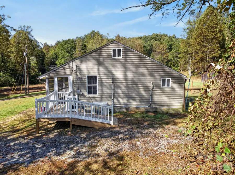 2805 H T Road, Lenoir, NC 28645 - #3