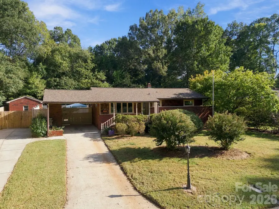 123 Hillside Avenue Sw, Concord, NC 28025 - #2