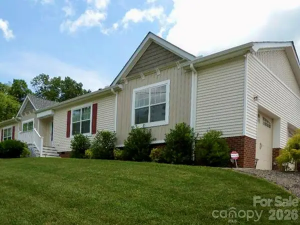 224 Pete Luther Road, Candler, NC 28715
