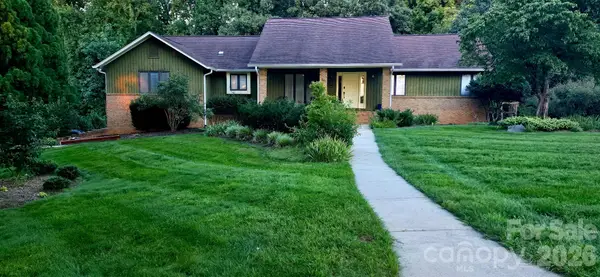 146 Renaissance Place, Statesville, NC 28625