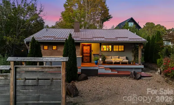 206 West Lane, Brevard, NC 28712