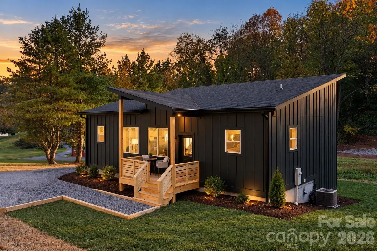 152 Sunnyside Road, Waynesville, NC 28786 - #1