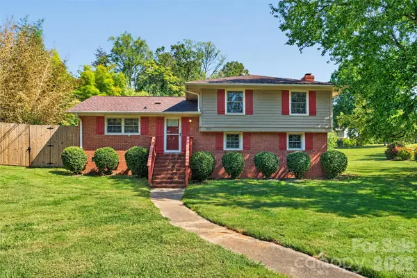 3325 Saint Evans Road, Charlotte, NC 28214