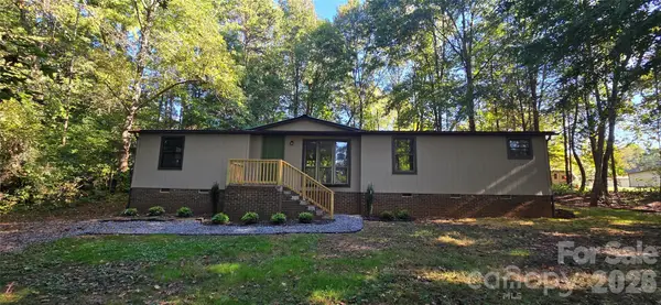 127 Louise Drive, Mooresville, NC 28115