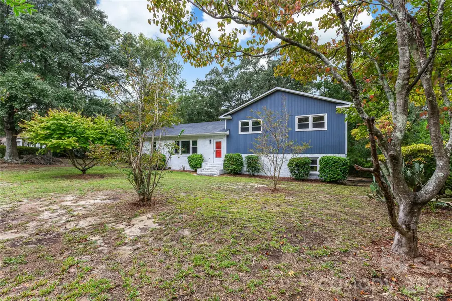 929 E Leonard Street, Southport, NC 28461 - #3