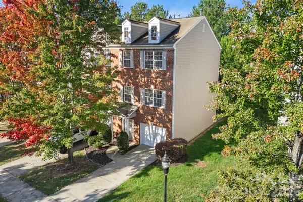 2643 Early Flight Drive, Charlotte, NC 28262