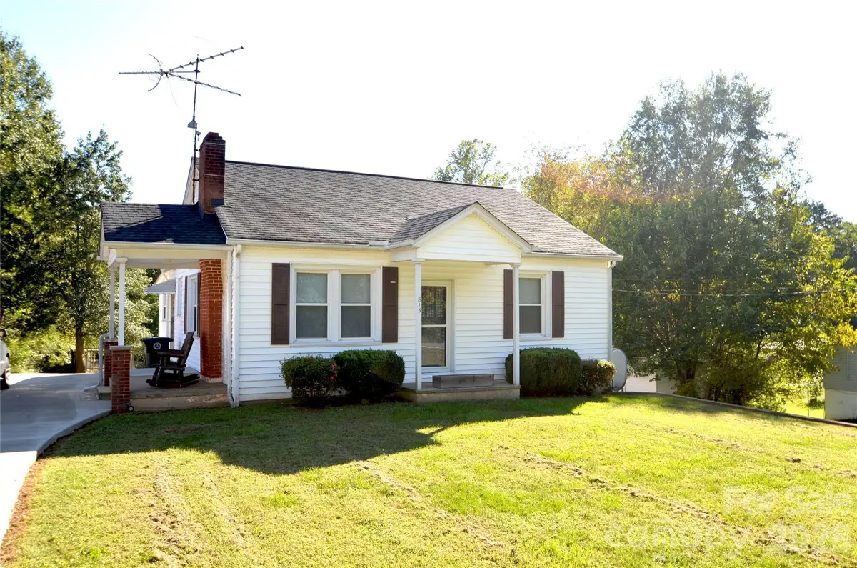 813 Powell Avenue Sw, Valdese, NC 28690 - #1