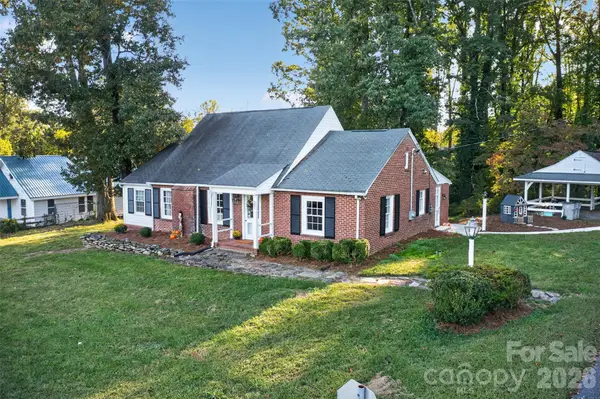 321 Beall Street Nw, Lenoir, NC 28645