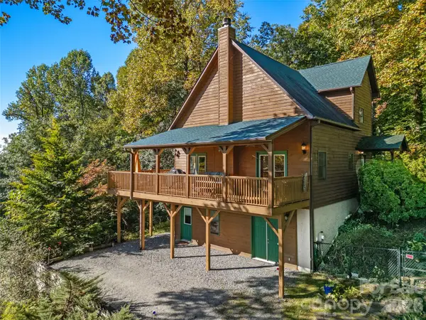 373 Lynn Crest Drive, Brevard, NC 28712