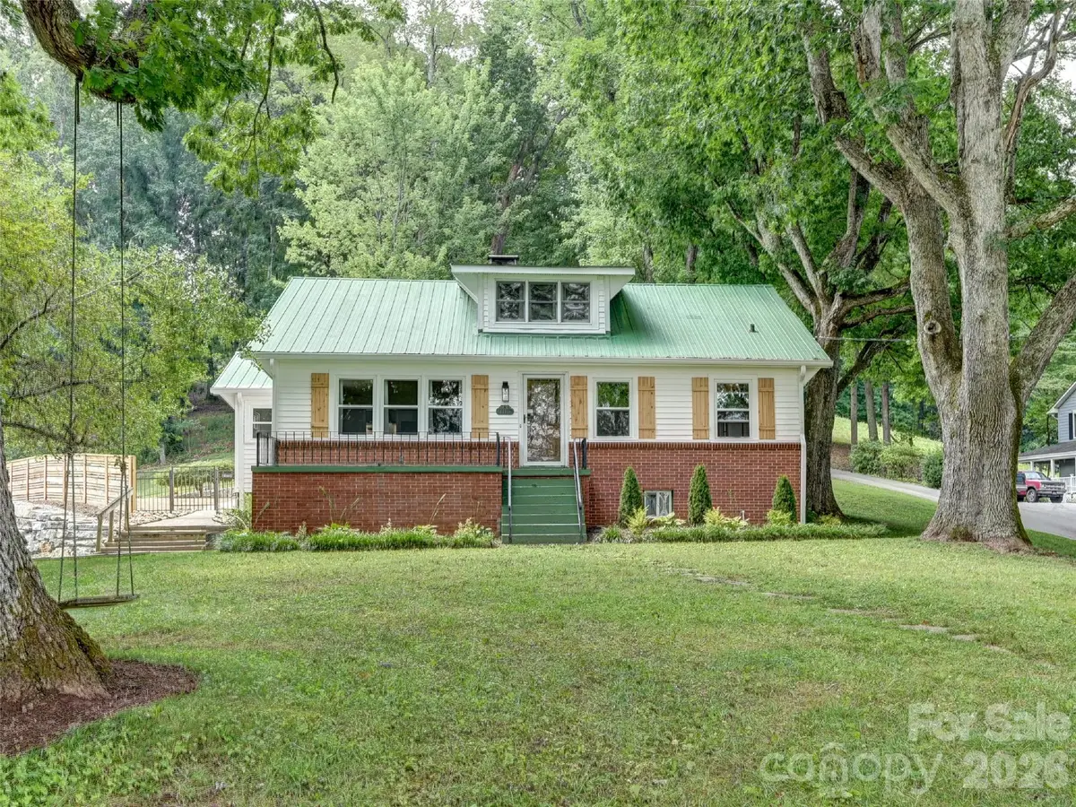 1110 Queentown Road, Canton, NC 28716 - #1