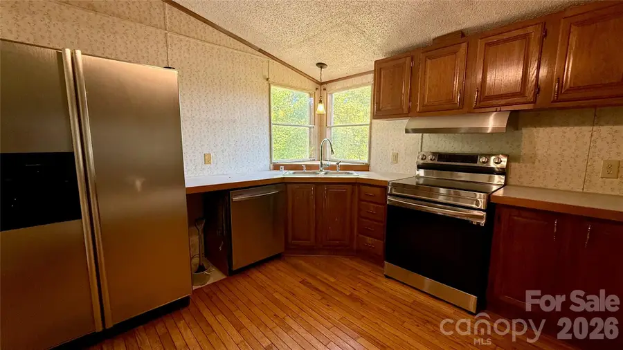 898 Rock Creek Road, Burnsville, NC 28714 - #2