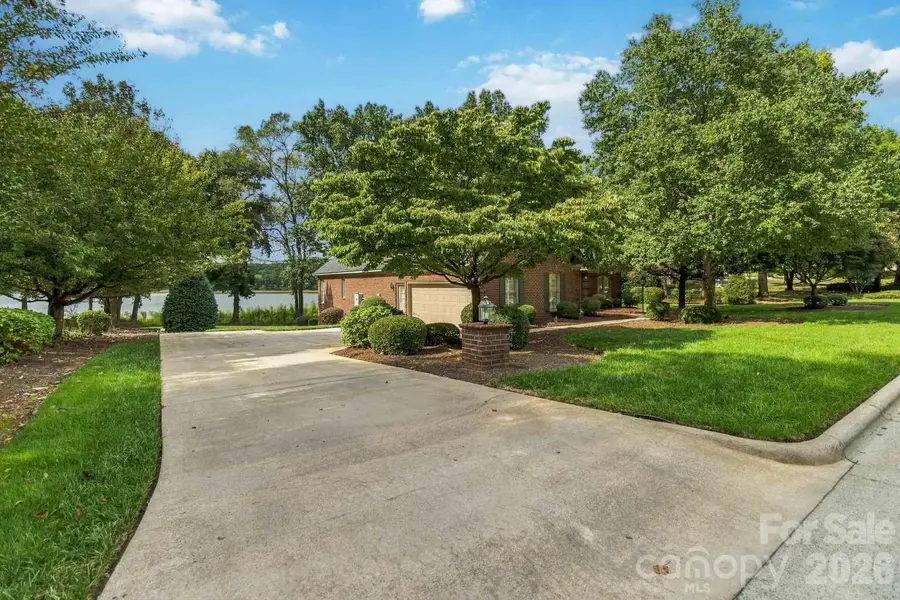 1106 Westlake Drive, Kannapolis, NC 28081 - #2